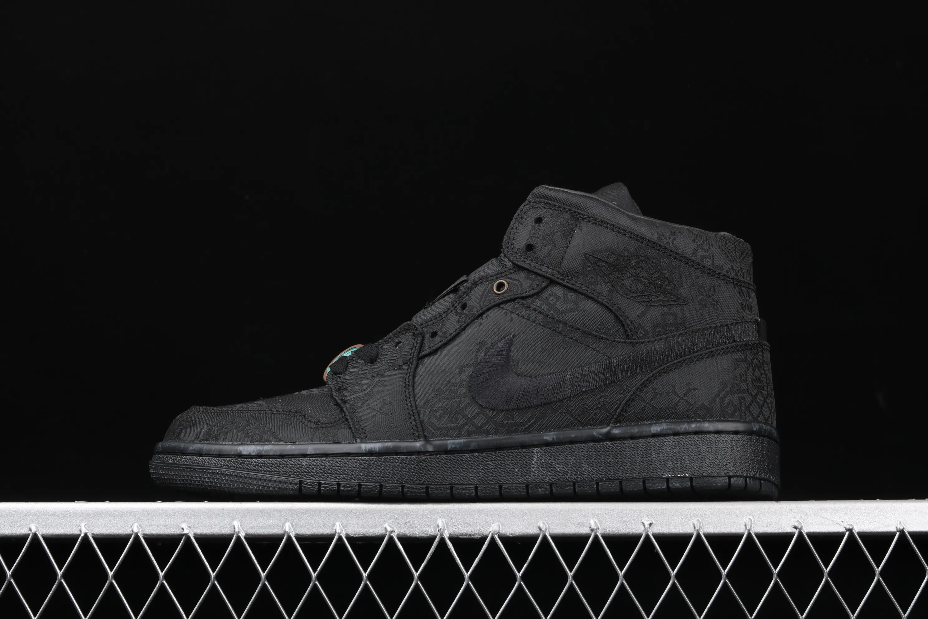 All categories Air Jordan Jordan series basketball shoes Air Jordan 1 Mid CLOT x Air Jordan 1 Mid "Fearless" AJ1 Joe 1 mid-top black silk CU2804-300